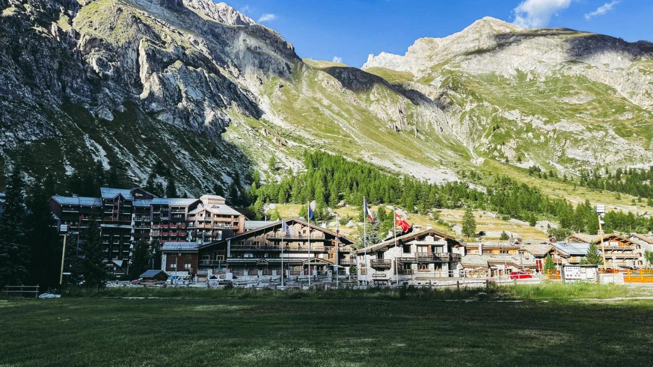 Appartement Esprit Chalet - Splendide Vue Montagne A 180 Val-dʼIsère Exteriör bild