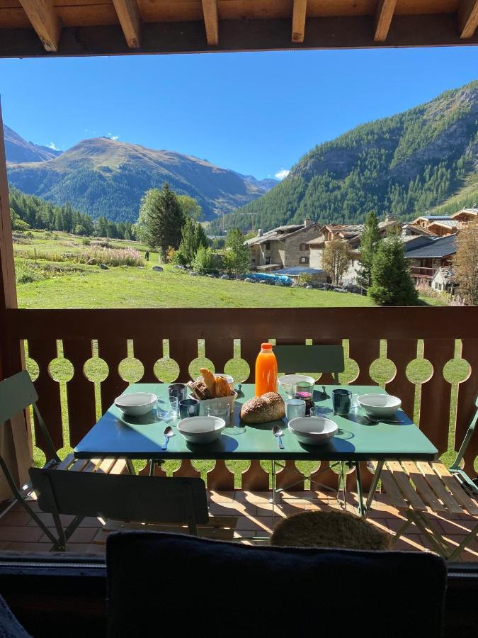 Appartement Esprit Chalet - Splendide Vue Montagne A 180 Val-dʼIsère Exteriör bild